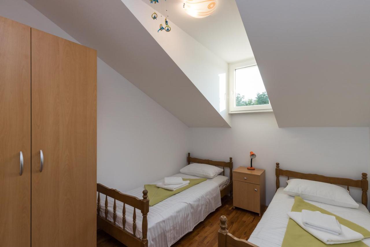 Apartment Zora Čilipi Buitenkant foto