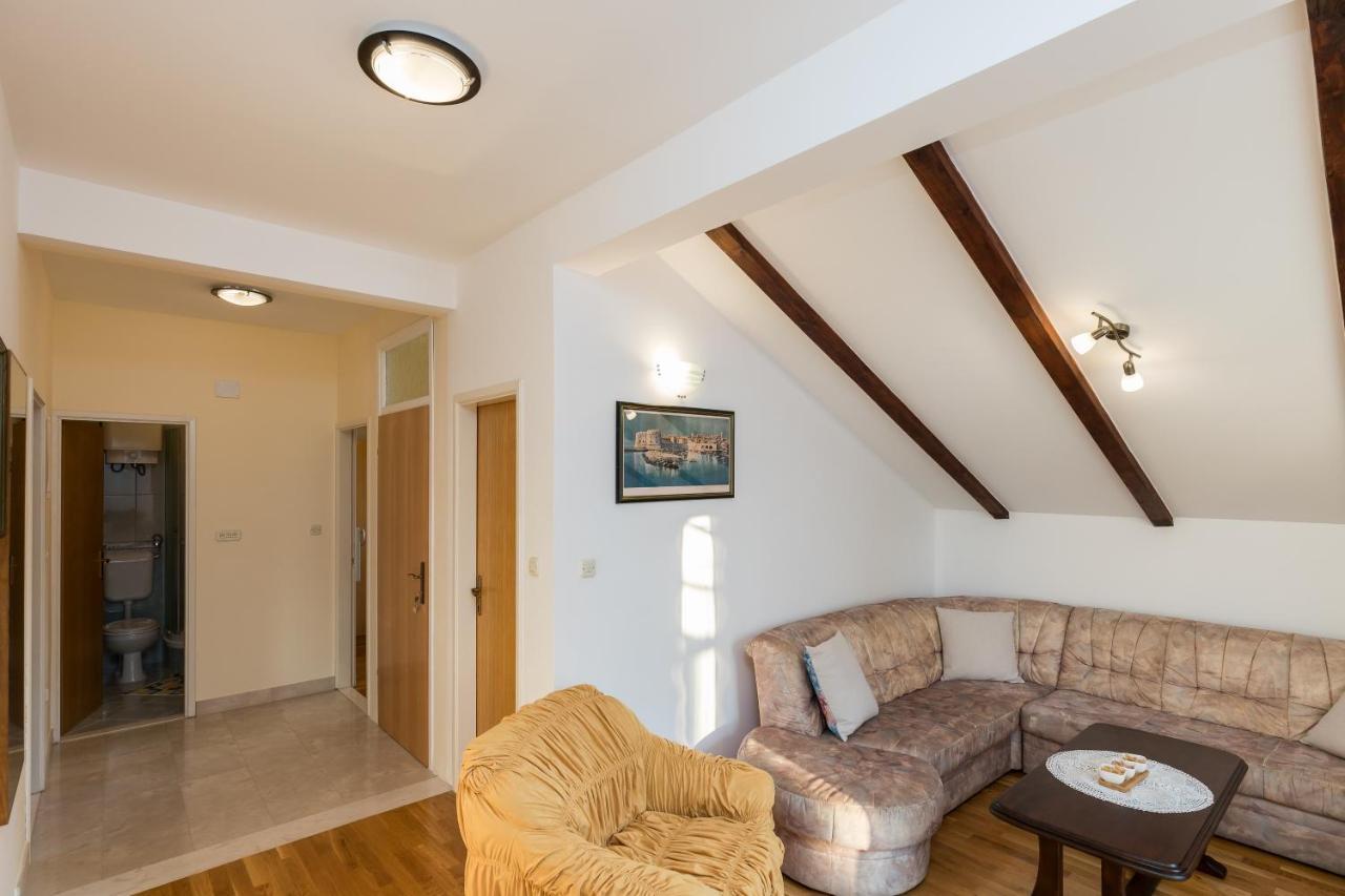 Apartment Zora Čilipi Buitenkant foto